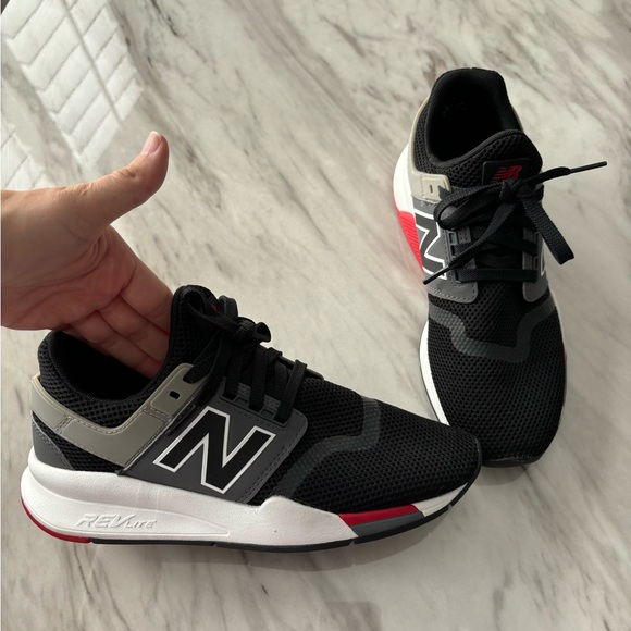 New Balance Shoes - New Balance RevLite 247 Sneaker